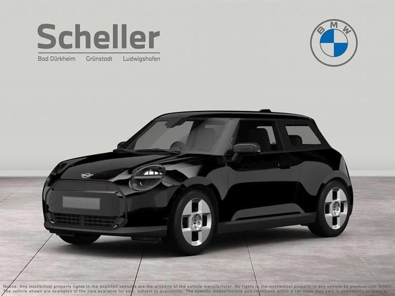 Gebraucht Mini Cooper Favoured 156 PS (114 kW) 2024 Midnight black ii Kleinwagen