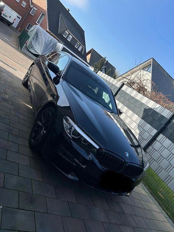 Gebraucht BMW 530e iPerformance 252 PS (185 kW) 2018 Blau Limousine