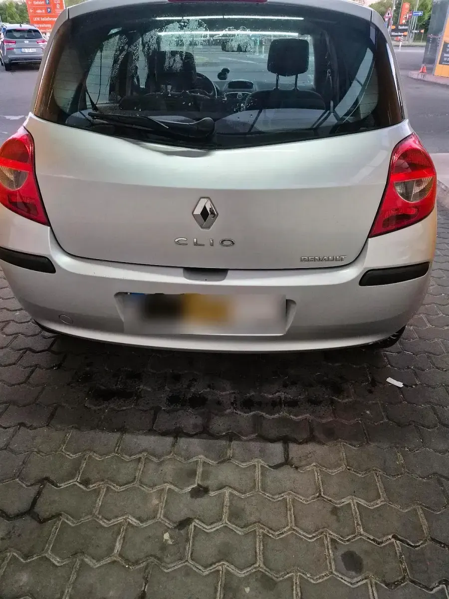Gebraucht Renault Clio III 112 PS (82 kW) 2006 Silber Kleinwagen