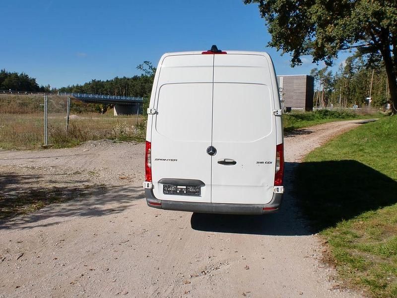 Gebraucht Mercedes Sprinter 163 PS (119 kW) 2019 Weiß Van