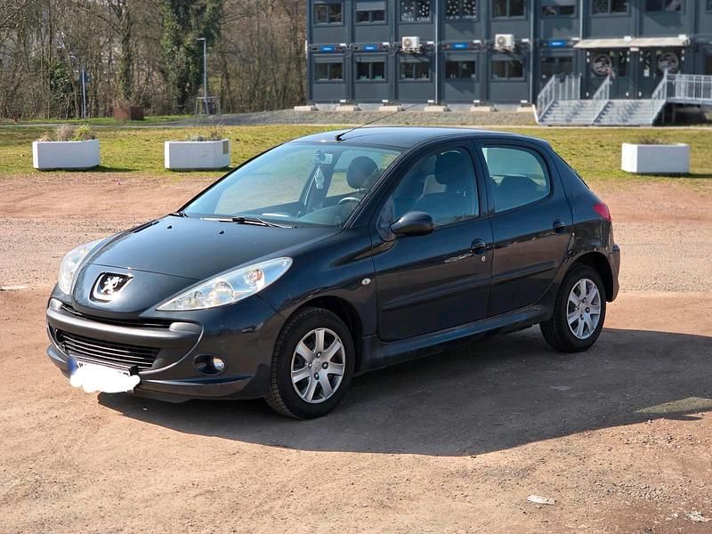 Gebraucht Peugeot 206+ 75 PS (55 kW) 2009 Blau Kleinwagen