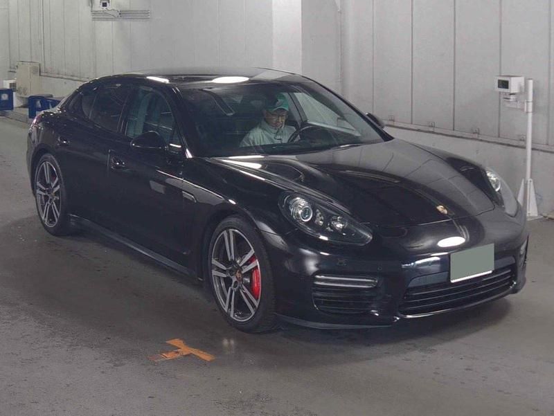 Schwarz Gebraucht 2014 Porsche Panamera GTS Limousine | 34.000 € - Bild 1/4