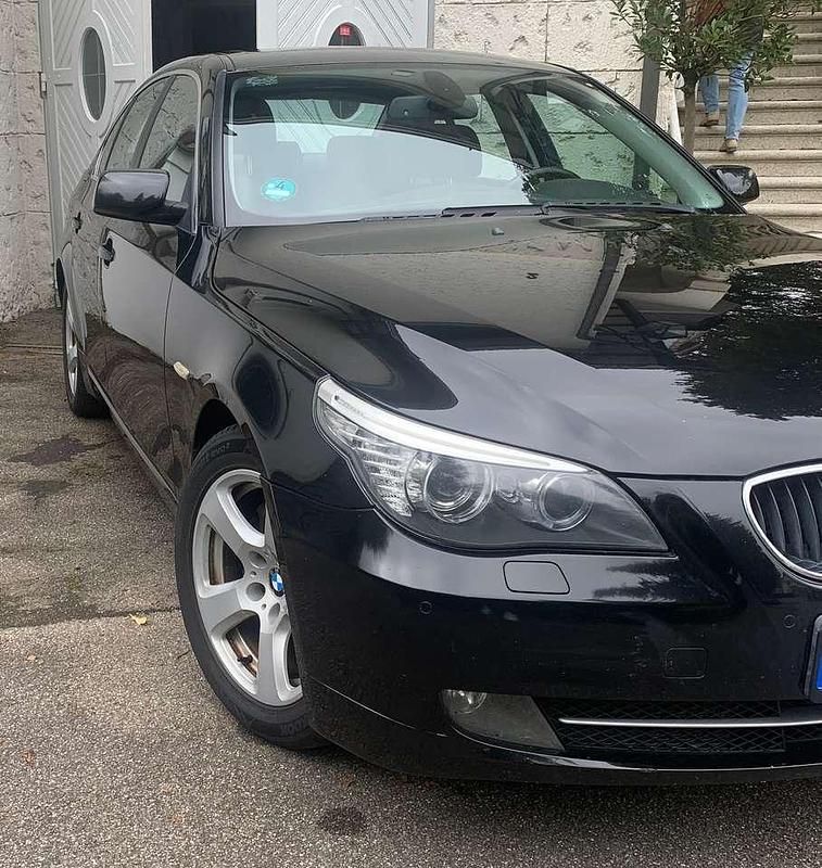 Gebraucht BMW 520 177 PS (130 kW) 2008 Schwarz Limousine