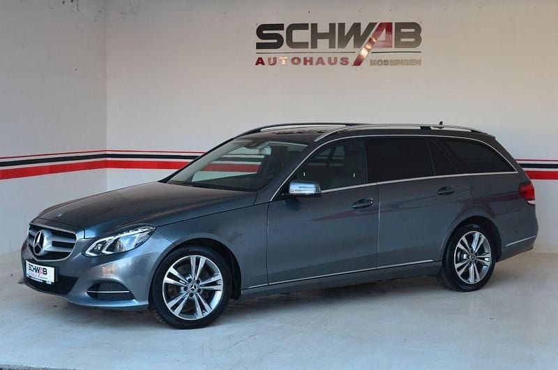 Gebraucht Mercedes E300 Avantgarde 231 PS (169 kW) 2015 Grau Kombi