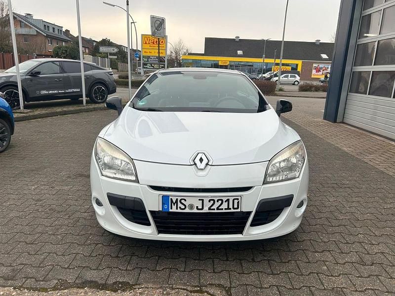 Gebraucht Renault Mégane Cabriolet Luxe 131 PS (96 kW) 2011 Weiß Cabrio