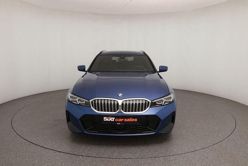 Gebraucht BMW 320 M Sport 184 PS (135 kW) 2025 Portimao blau metallic Kombi