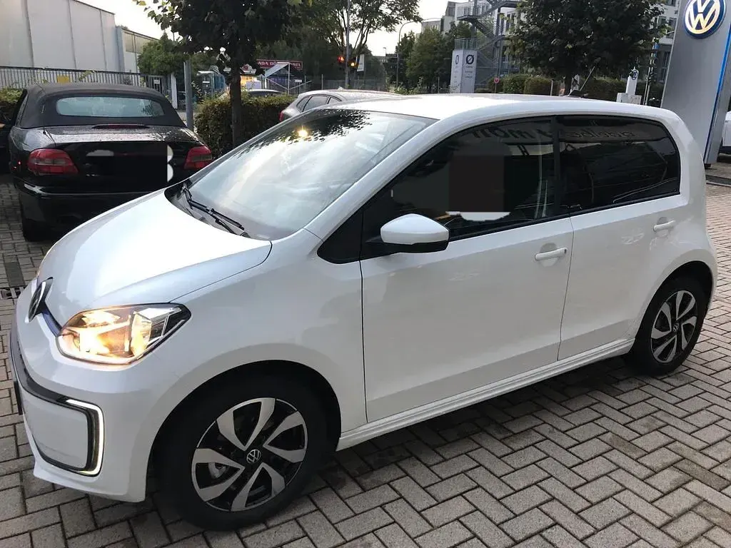 Gebraucht VW e-up! United 61 kW (83 PS) 2021 Weiß Kleinwagen