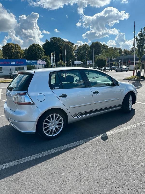 Gebraucht VW Golf IV 79 PS (58 kW) 2004 Silber Kombi