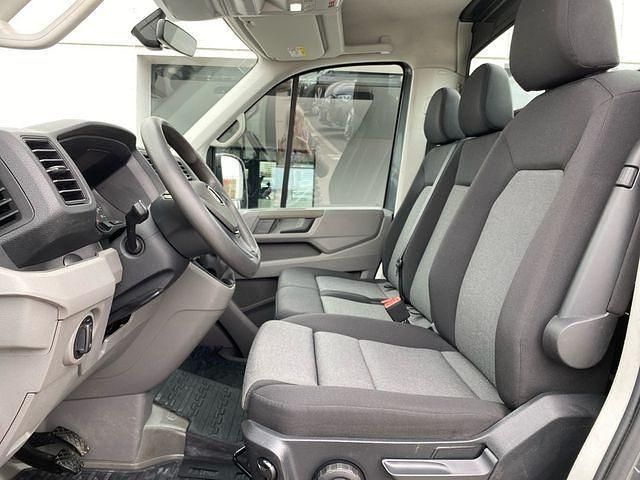 Gebraucht VW Crafter 177 PS (130 kW) 2022 Indiumgrau metallic Van