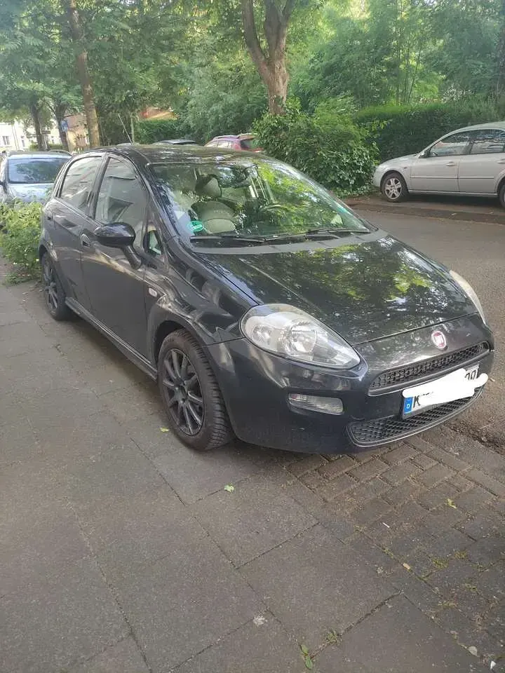 Gebraucht Fiat Punto Evo Dynamic 86 PS (63 kW) 2011 Schwarz Kleinwagen