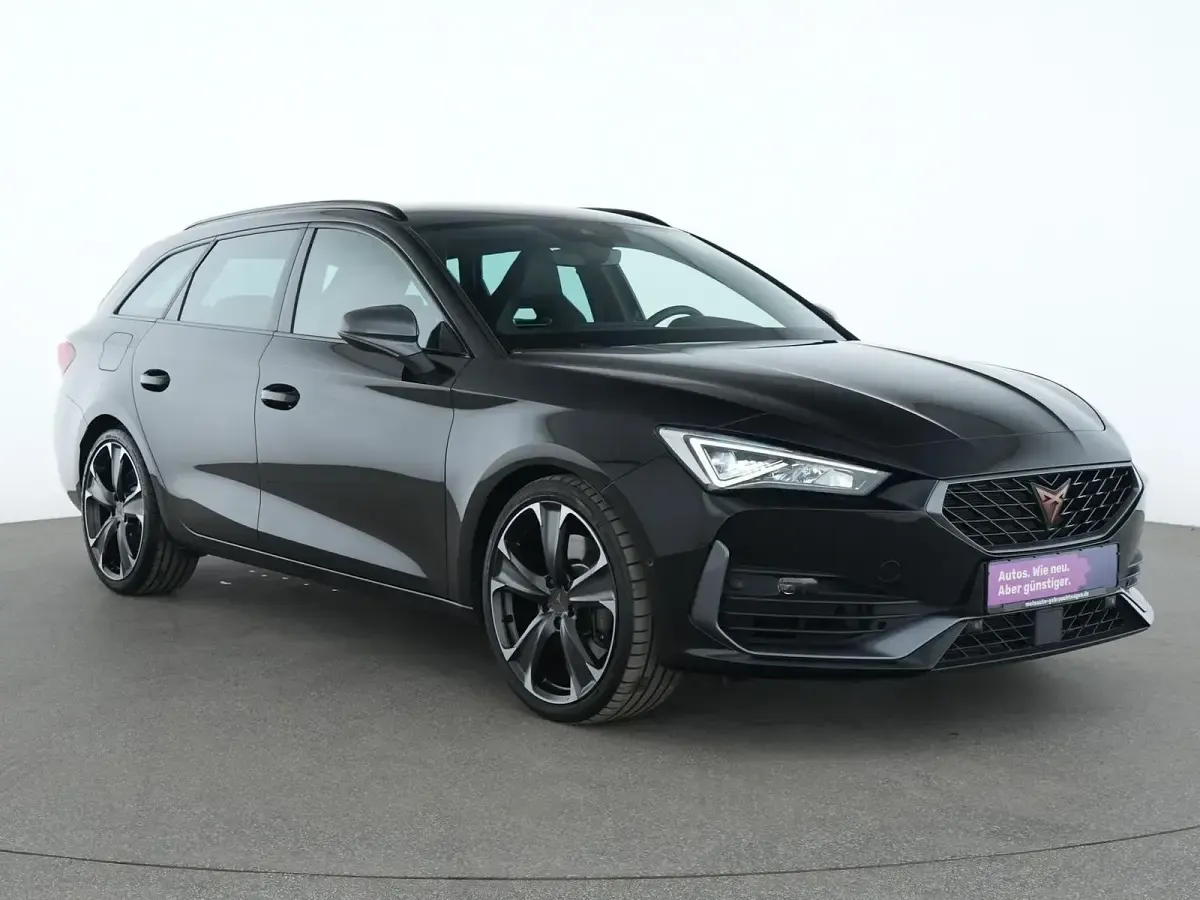 Gebraucht Cupra Leon VZ 310 PS (228 kW) 2022 Mitternachtsschwarz Limousine