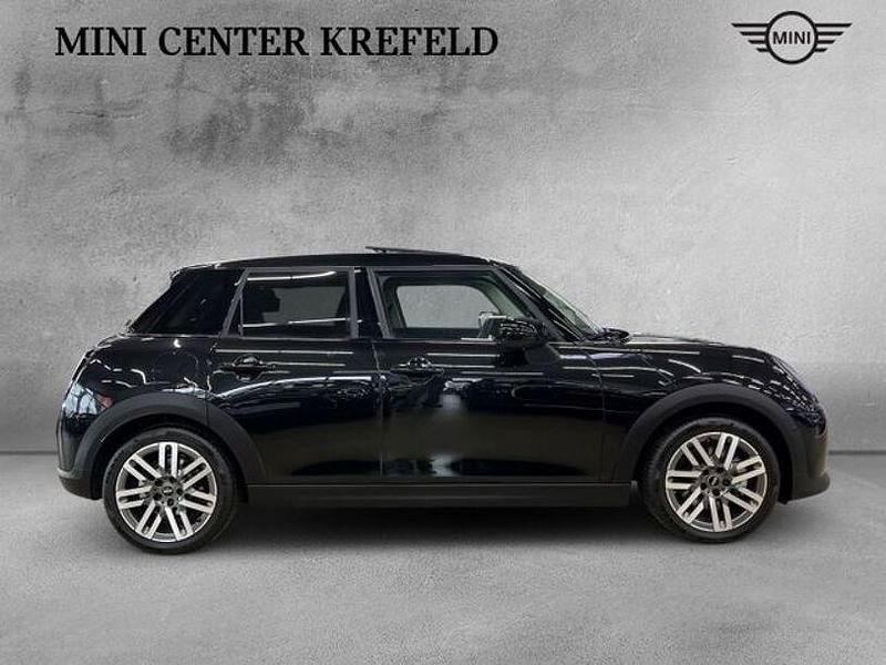 Gebraucht Mini Cooper Classic 156 PS (114 kW) 2025 Schwarz Kleinwagen