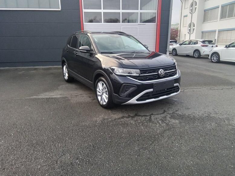 Neu VW T-Cross Life 116 PS (85 kW) 2025 Deep black perleffekt deep black perleffekt SUV