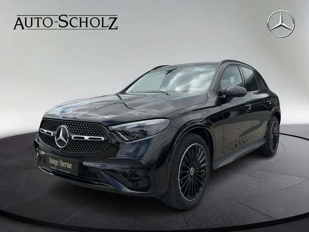 Gebraucht Mercedes GLC450 AMG 367 PS (269 kW) 2025 Schwarz SUV