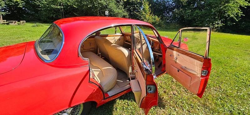 Gebraucht Jaguar S-Type S 224 PS (164 kW) 1966 Rot Limousine