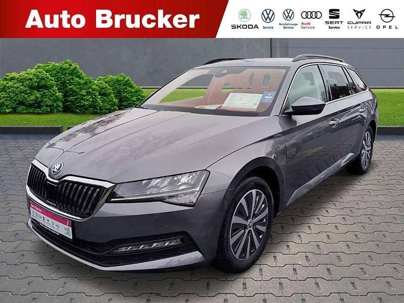 Graphite grau metallic Gebraucht 2024 Skoda Superb Ambition Kombi | 41.690 € - Bild 1/4