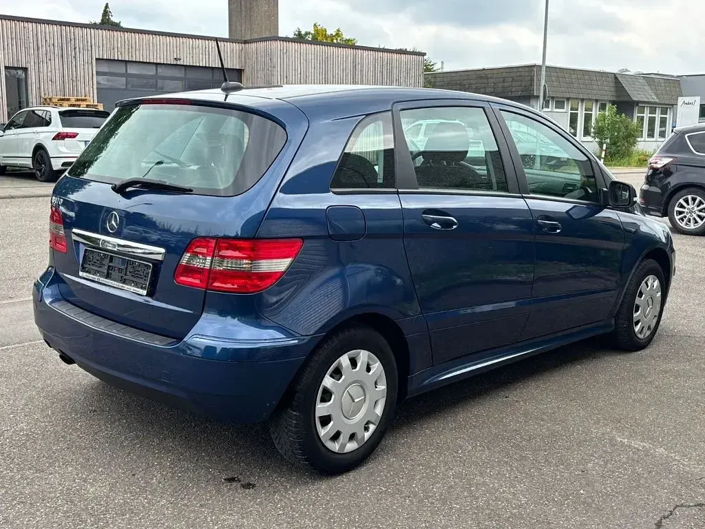 Gebraucht Mercedes B170 116 PS (85 kW) 2009 Blau Van / Kleinbus