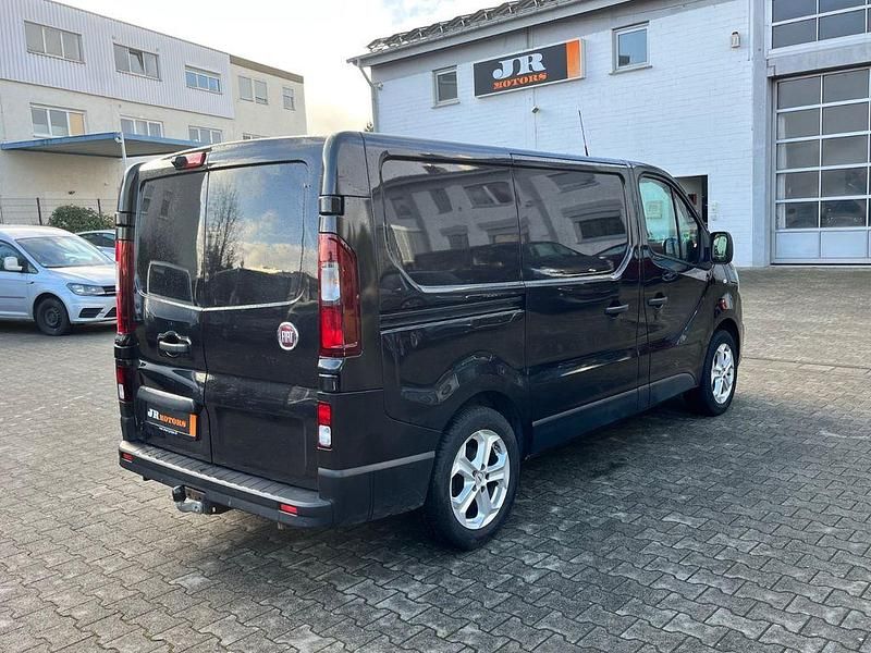 Gebraucht Fiat Talento 145 PS (106 kW) 2018 Schwarz Van / Kleinbus