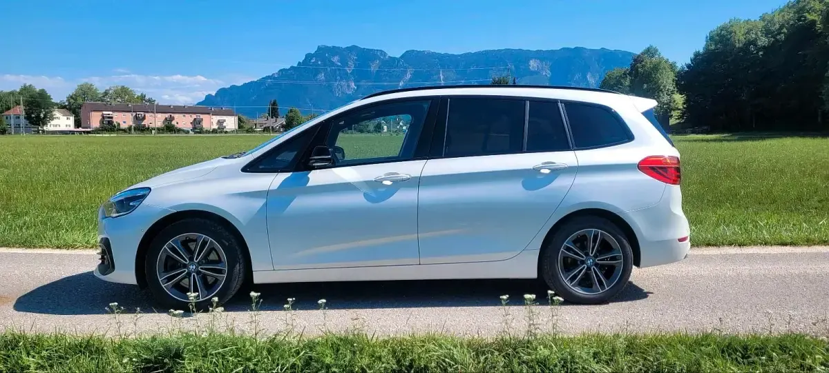 Gebraucht BMW 218 Sport Line 150 PS (110 kW) 2019 Weiß Kombi