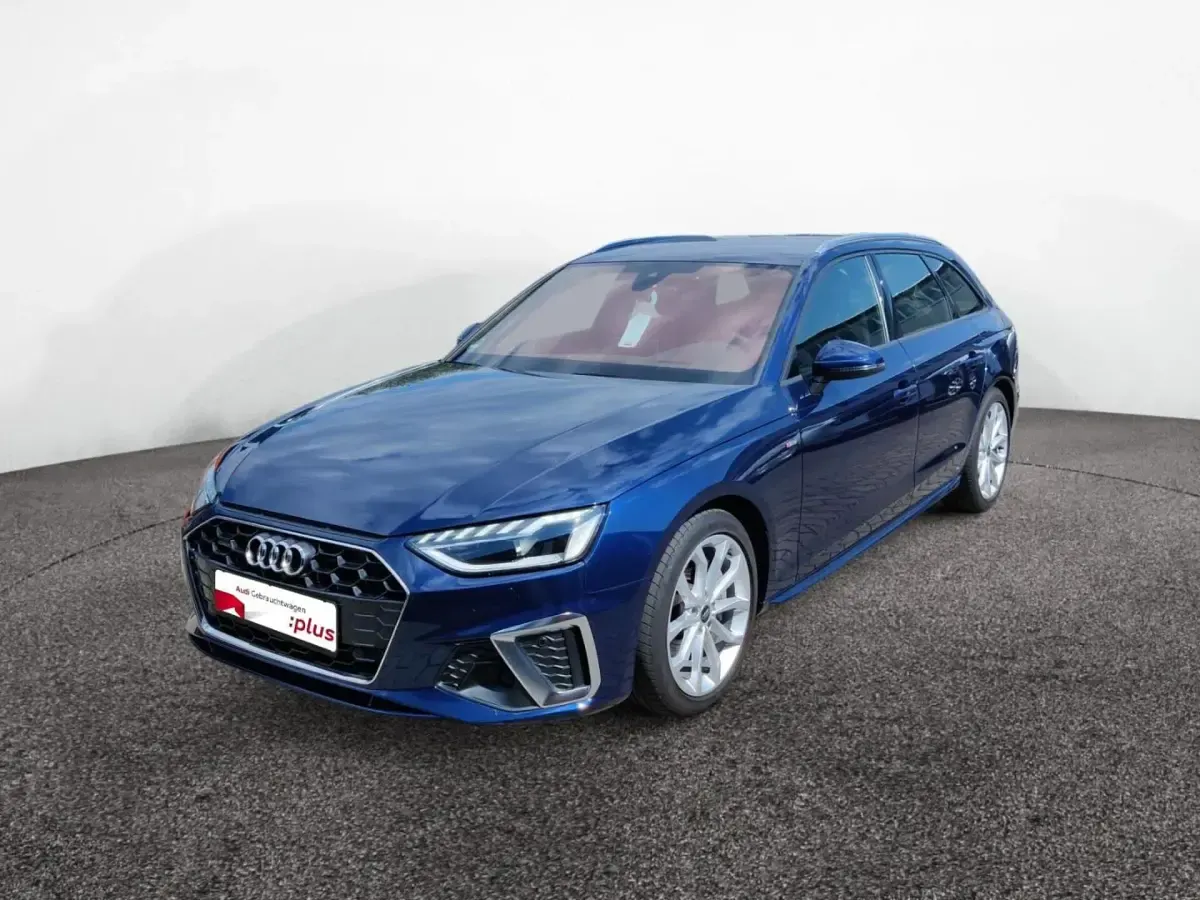 Gebraucht Audi A4 S-Line 204 PS (150 kW) 2023 Navarrablau metallic Kombi