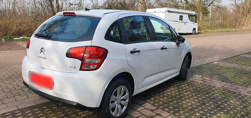 Gebraucht Citroën C3 60 PS (44 kW) 2012 Weiß Kleinwagen