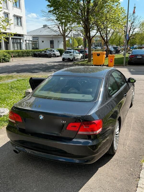 Schwarz Gebraucht 2008 BMW 320 Coupé | 4.850 € (Guter Preis) - Bild 1/4