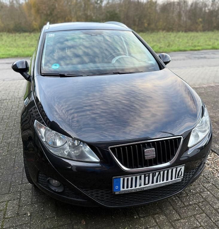 Schwarz Gebraucht 2012 Seat Ibiza Sport Limousine | 4.200 € (Fairer Preis) - Bild 1/4