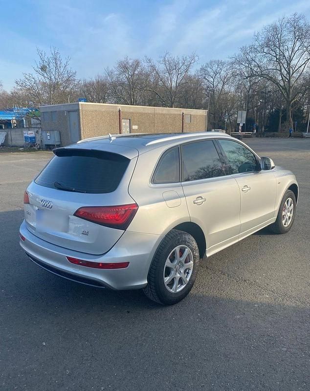 Gebraucht Audi Q5 177 PS (130 kW) 2012 Silber SUV