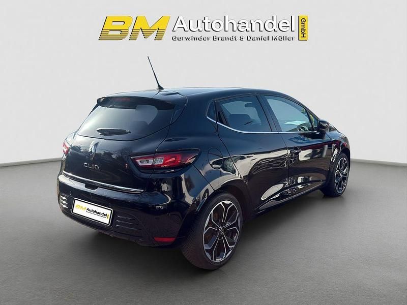 Gebraucht Renault Clio IV Bose Edition 90 PS (66 kW) 2017 Schwarz Kleinwagen