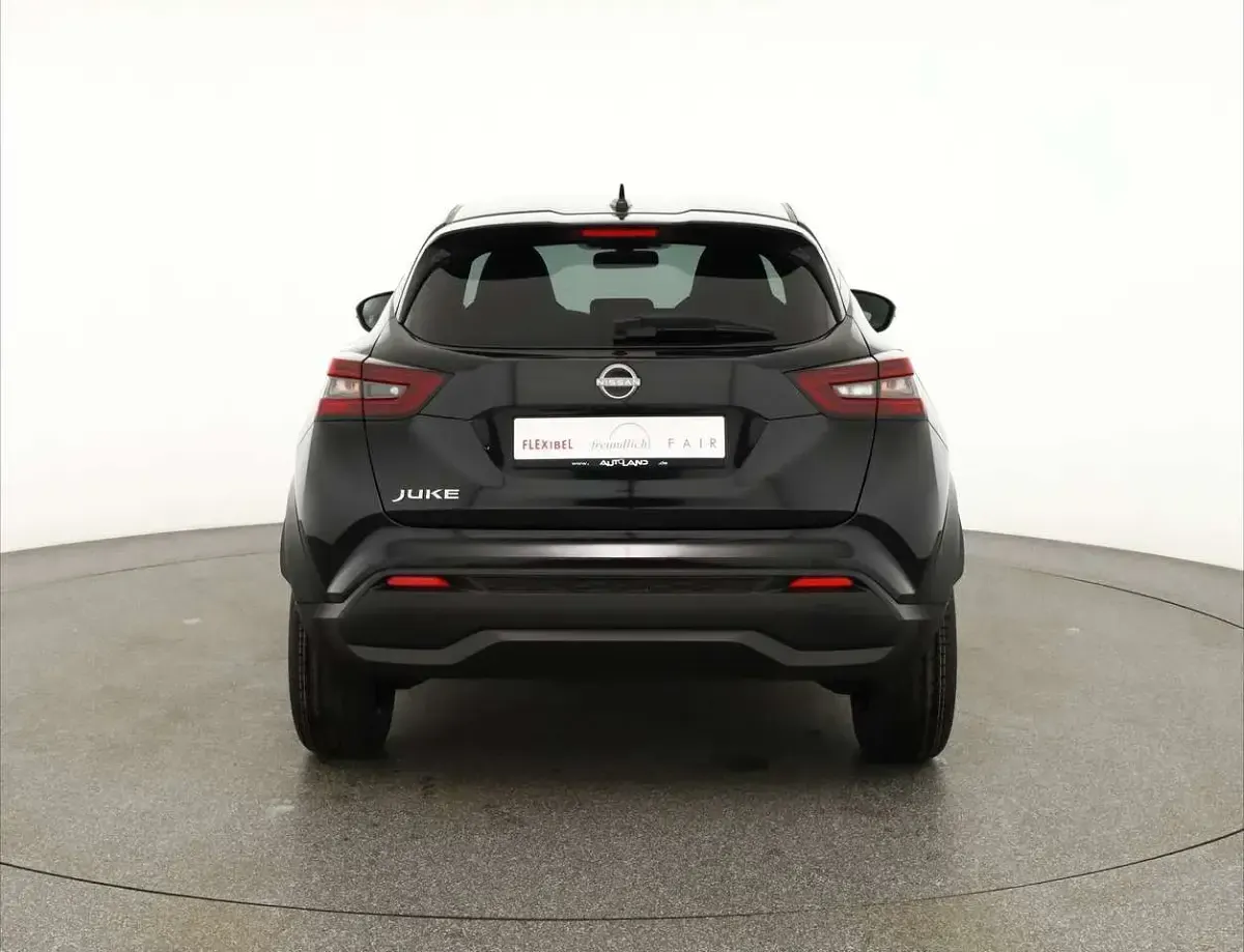 Neu Nissan Juke N-Connecta 114 PS (83 kW) 2026 Diamantschwarzmet. SUV