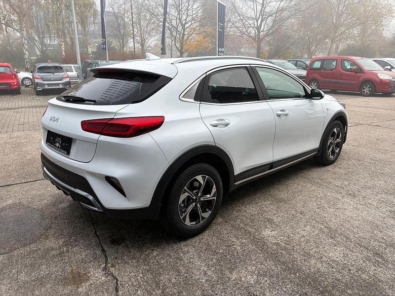 Neu Kia XCeed 116 PS (85 kW) 2025 Weiß SUV