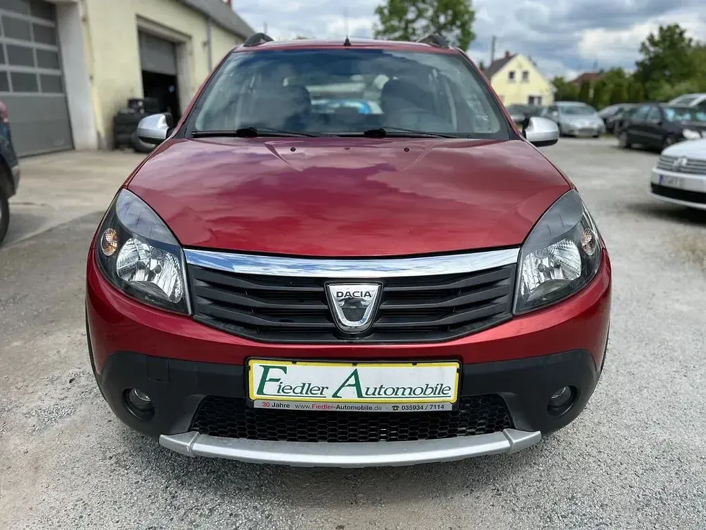 Gebraucht Dacia Sandero Stepway 84 PS (61 kW) 2012 Orange Limousine