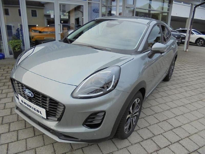 Neu Ford Puma Titanium 155 PS (114 kW) 2025 Silber SUV