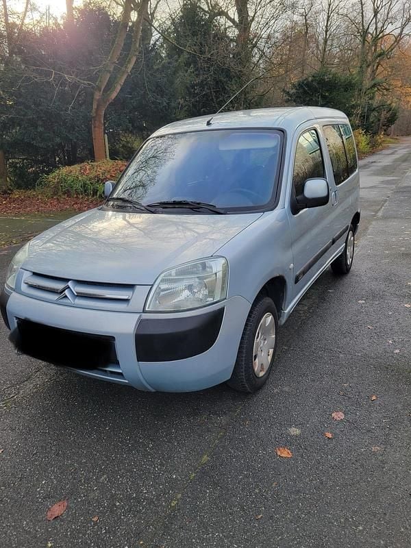 Andere farben Gebraucht 2005 Citroën Berlingo Van / Kleinbus | 1.890 € (Fairer Preis) - Bild 1/4