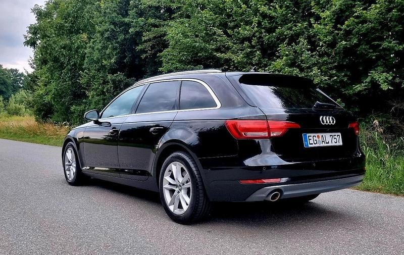Gebraucht Audi A4 S-Line 150 PS (110 kW) 2016 Schwarz Kombi
