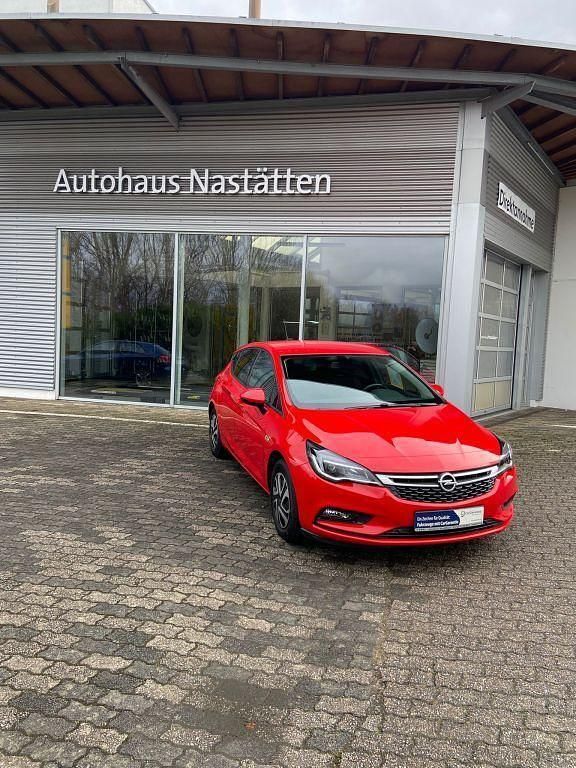 Gebraucht Opel Astra Active 125 PS (91 kW) 2017 Rot Limousine