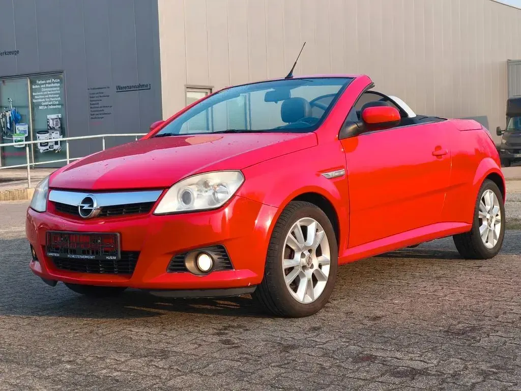 Gebraucht Opel Tigra Basis 90 PS (66 kW) 2008 Rot Cabrio