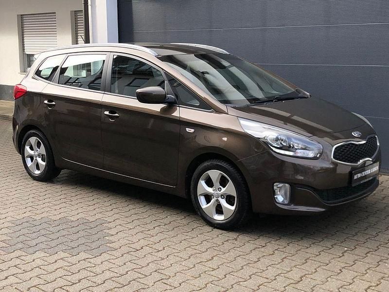 Gebraucht Kia Carens Edition 7 135 PS (99 kW) 2014 Braun Van / Kleinbus