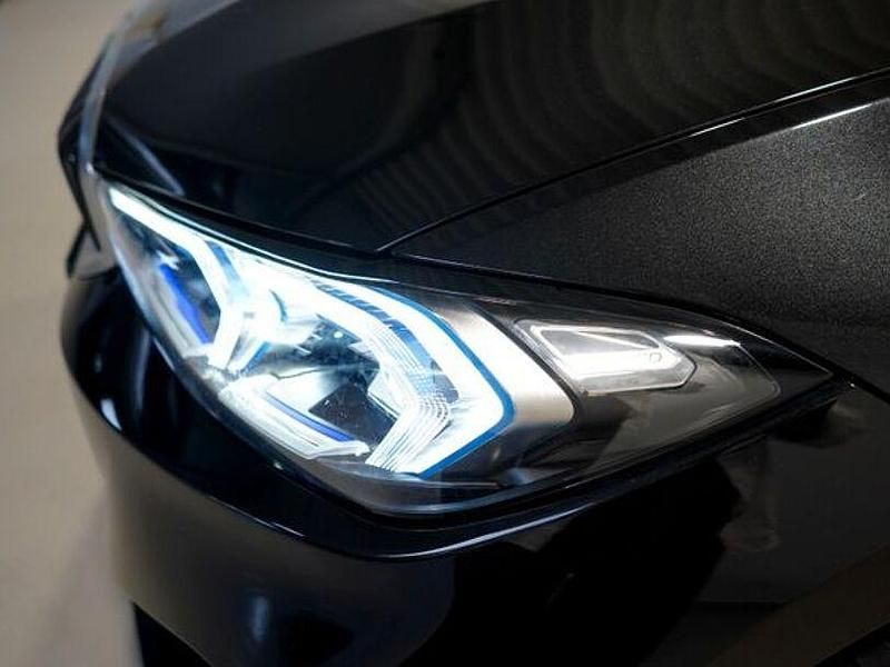 Gebraucht BMW 320 Shadowline 190 PS (139 kW) 2024 Schwarz Limousine