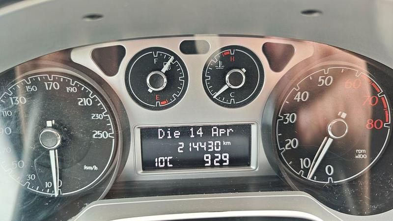 Gebraucht Lancia Delta 120 PS (88 kW) 2008 Gelb Kleinwagen