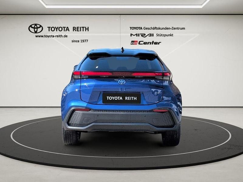 Neu Toyota C-HR 99 PS (72 kW) 2026 Dark blue mica (8n8)/ black (2 SUV