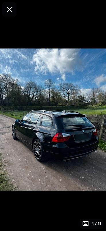 Gebraucht BMW 320 177 PS (130 kW) 2008 Schwarz Kombi