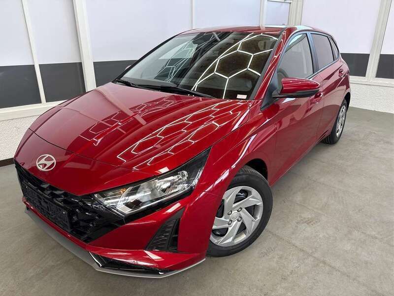 Dragon red wr7 Neu 2025 Hyundai i20 Comfort Kleinwagen | 20.790 € (Superpreis) - Bild 1/4