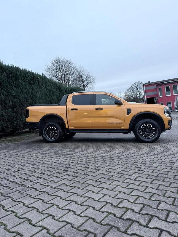 Gebraucht Ford Ranger Wildtrack 209 PS (153 kW) 2025 Gelb Abholung