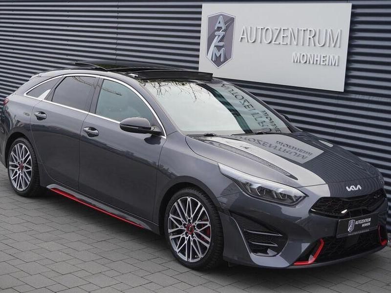 Gebraucht Kia ProCeed GT GT 204 PS (150 kW) 2022 Pentametal metallic Kleinwagen