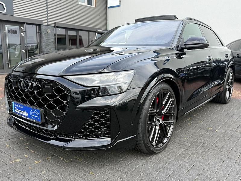 Schwarz Gebraucht 2025 Audi RS Q8 Sport SUV | 127.900 € (Guter Preis) - Bild 1/4
