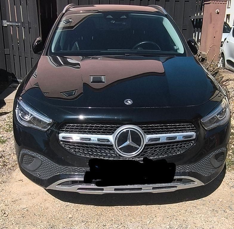 Gebraucht Mercedes GLA200 150 PS (110 kW) 2021 Schwarz SUV