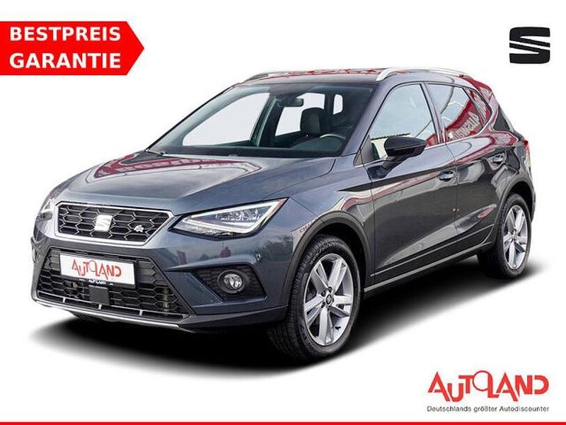 Grau Gebraucht 2018 Seat Arona FR SUV | 18.490 € (Etwas zu teuer) - Bild 1/4