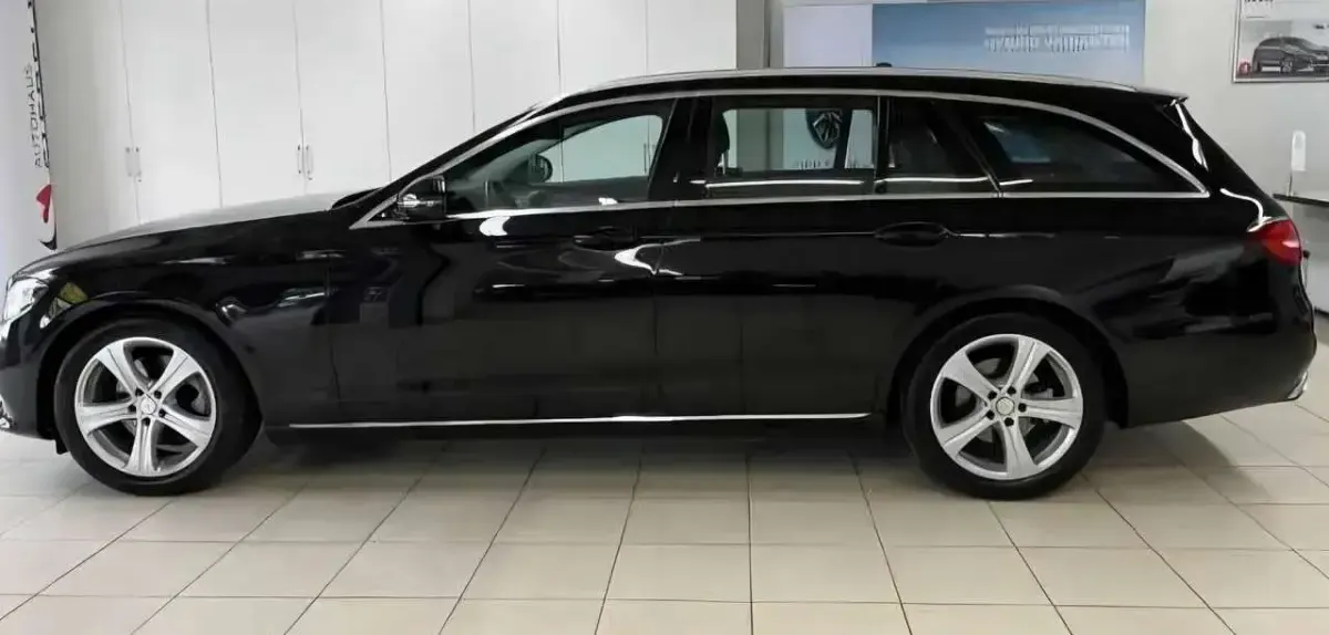 Gebraucht Mercedes E200 Avantgarde 184 PS (135 kW) 2017 Kombi