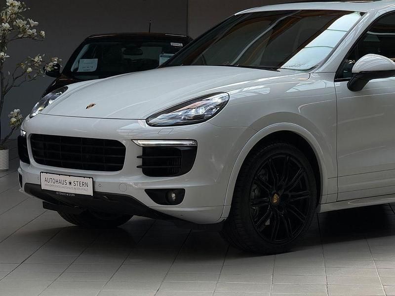 Gebraucht Porsche Cayenne S 385 PS (283 kW) 2016 Weiß SUV